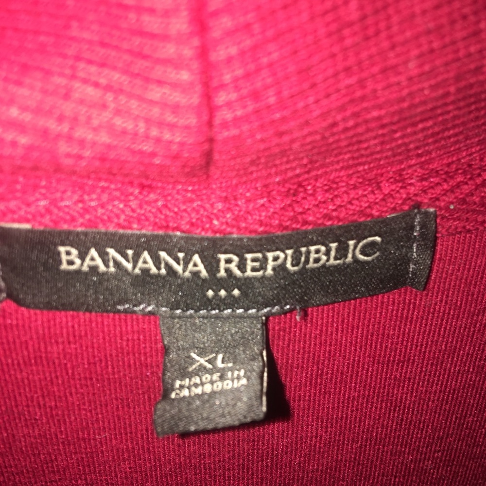 Banana Republic Sweatshirt with button detail